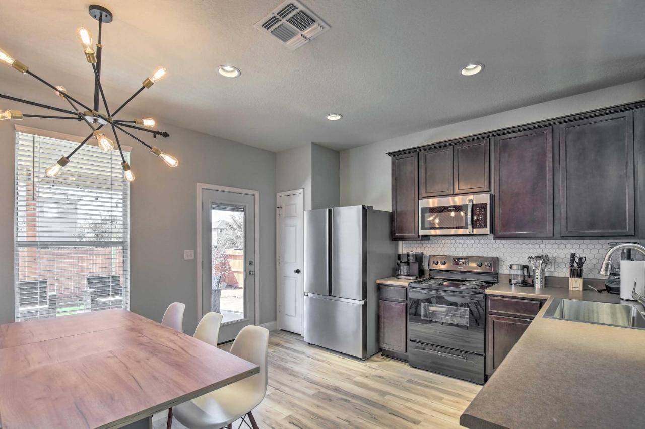 San Antonio Home With Patio And Grill Near Seaworld! Eksteriør billede